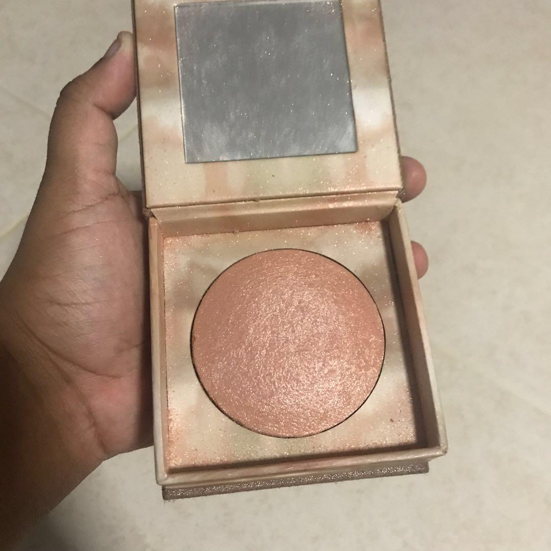 urban decay illuminated powder