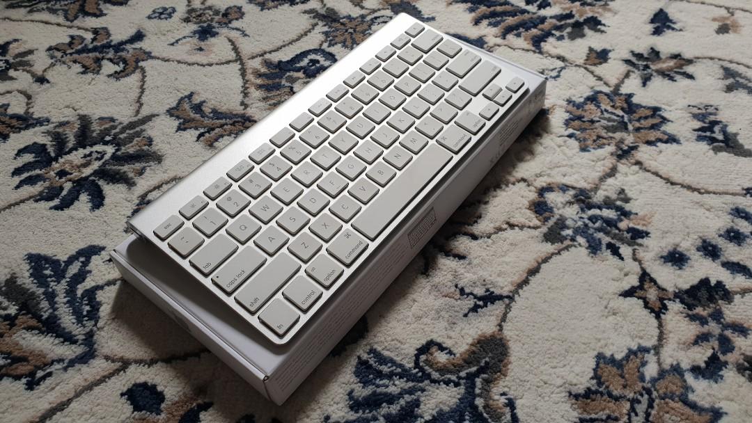 Apple Wireless Keyboard Bluetooth Electronics Computer Parts