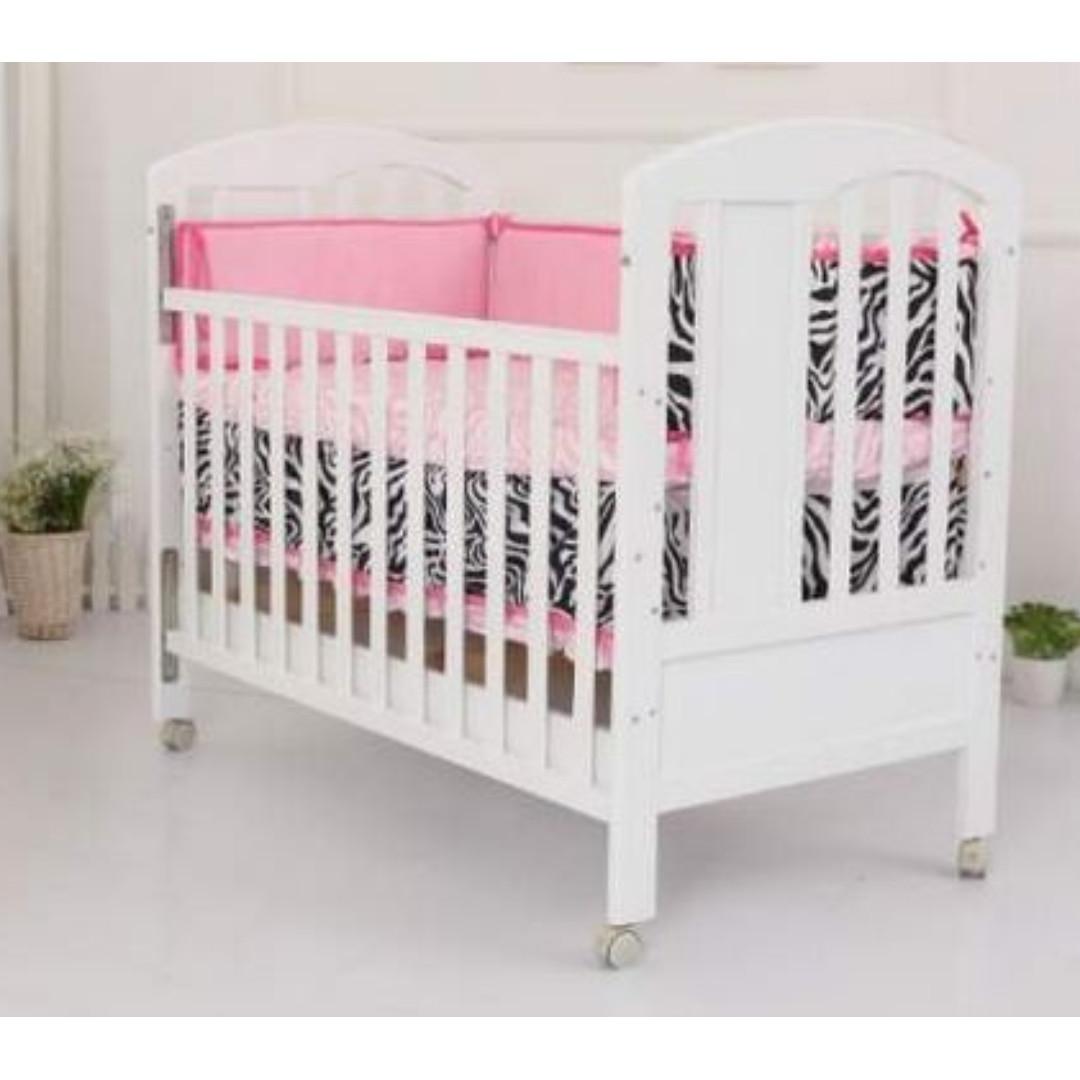 little me delta portacot