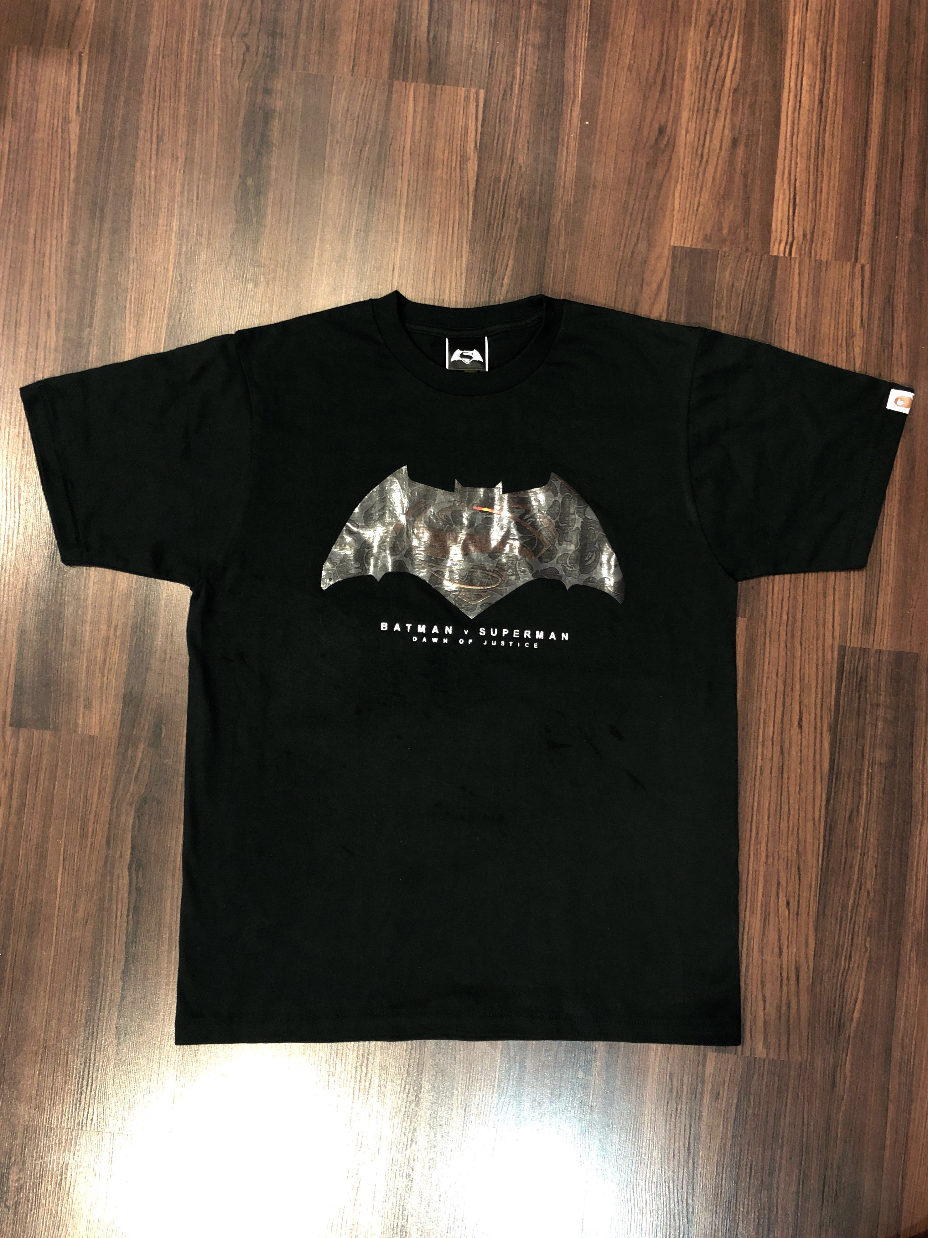 Batman vs superman outlet t shirt