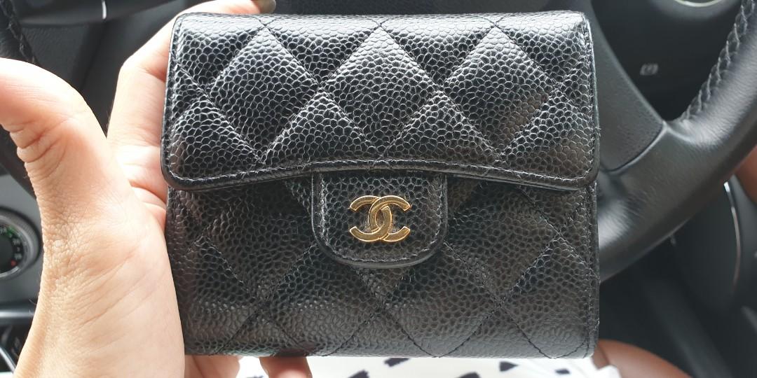 Chanel  Chanel Small Classic Flap Wallet Black Caviar Gold  Queen Station