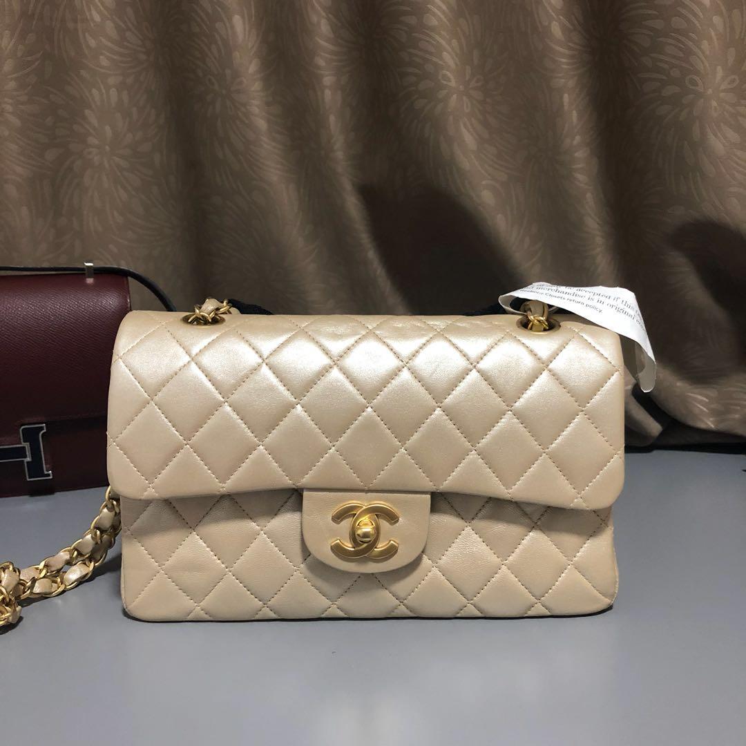 chanel pearly flap bag