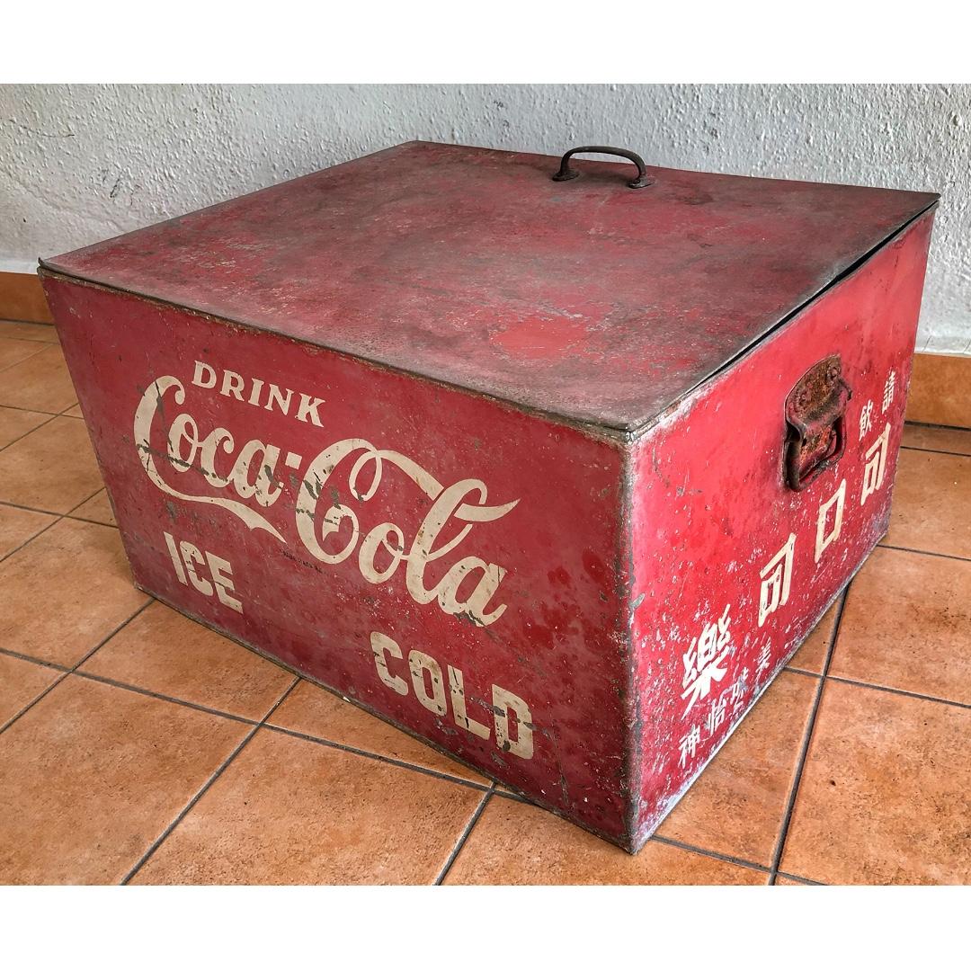 Coca Cola Ice Box, Hobbies & Toys, Memorabilia & Collectibles, Vintage