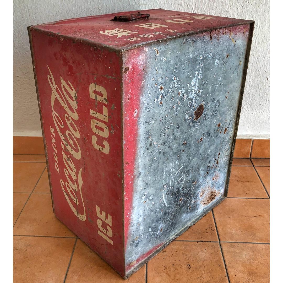 Coca Cola Ice Box, Hobbies & Toys, Memorabilia & Collectibles, Vintage