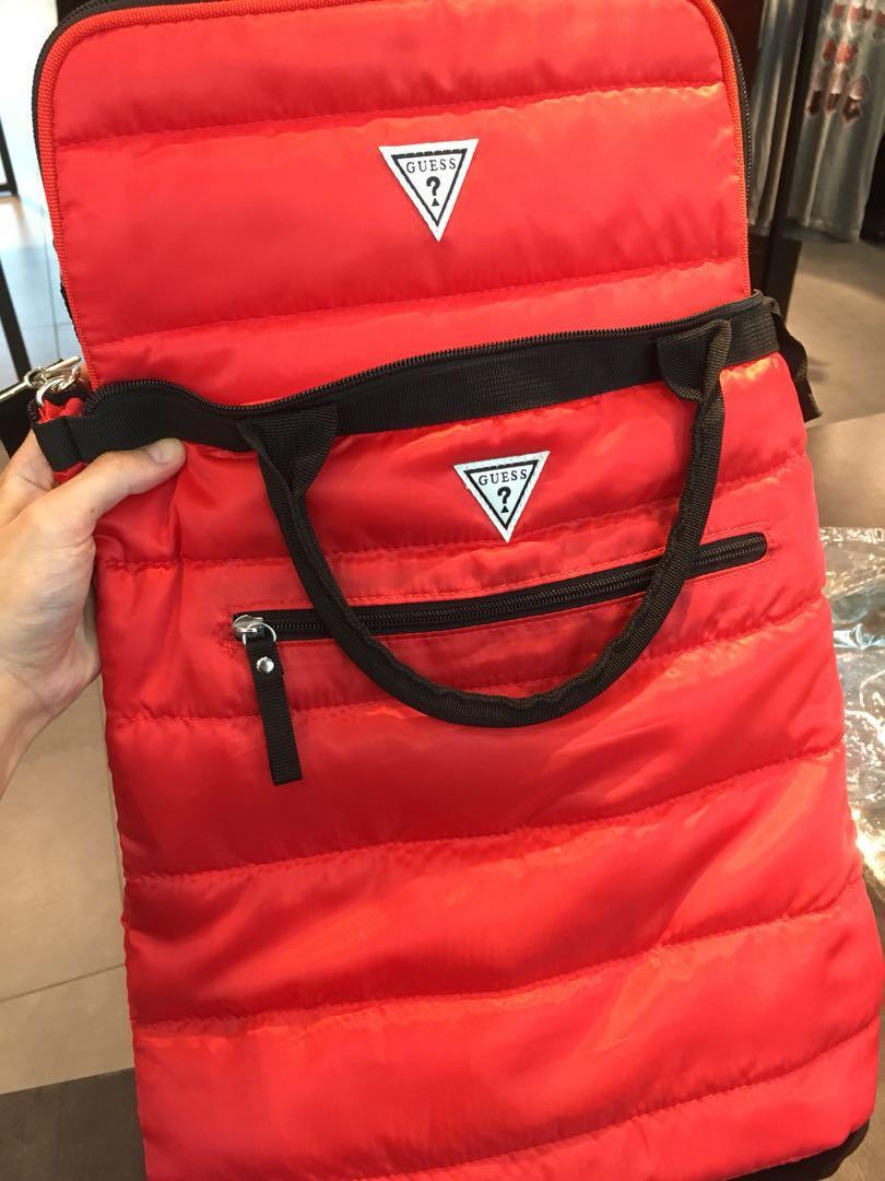 laptop case guess