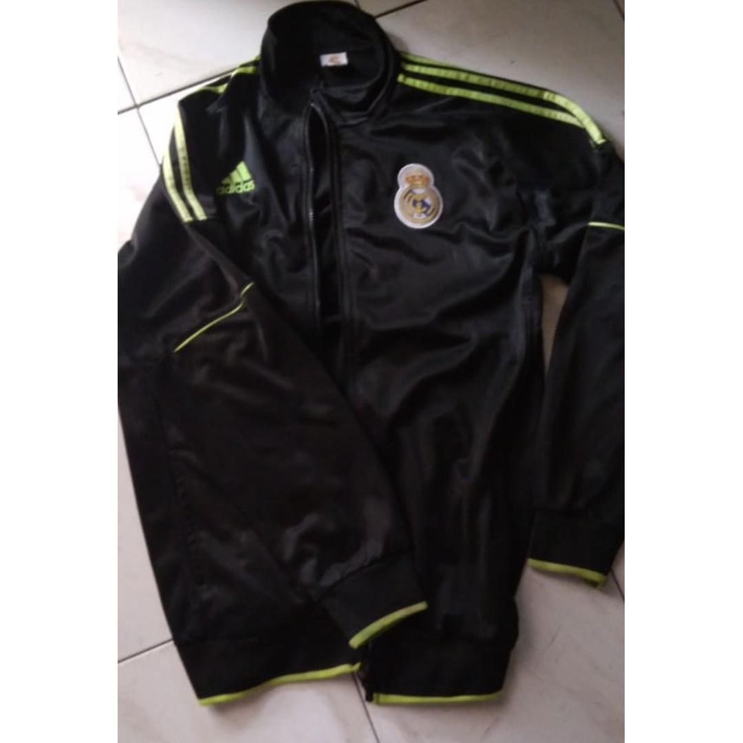 1040+ Model Jaket Hoodie Pria Gratis Terbaik