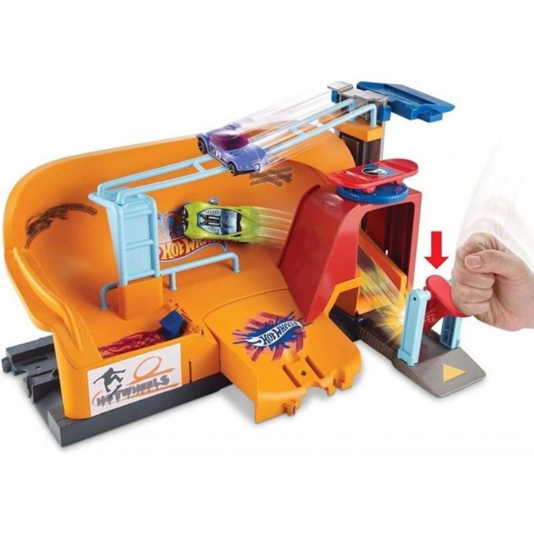 Hot wheels city skate park playset 2025