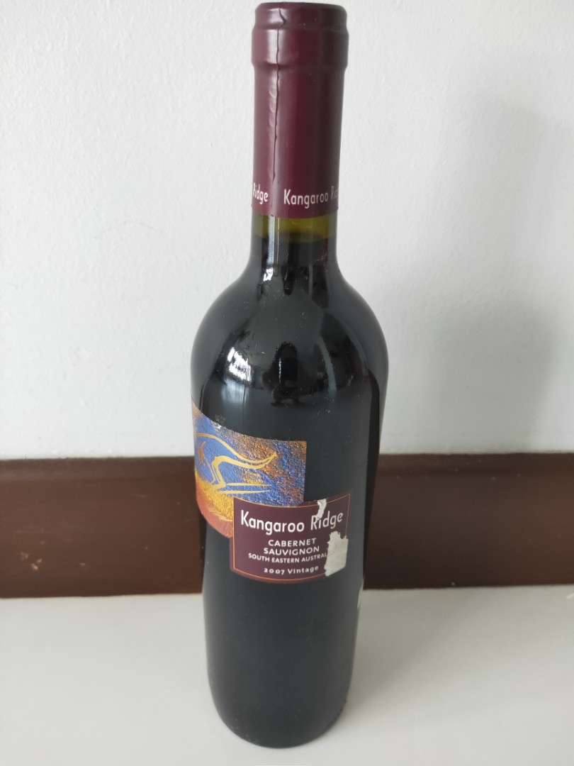 Kangaroo Ridge Cabernet Sauvignon wine, Food & Drinks ...