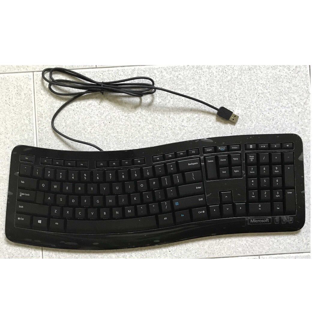 Microsoft Comfort Curve Keyboard 3000 Wire Electronics Computer Parts Accessories On Carousell