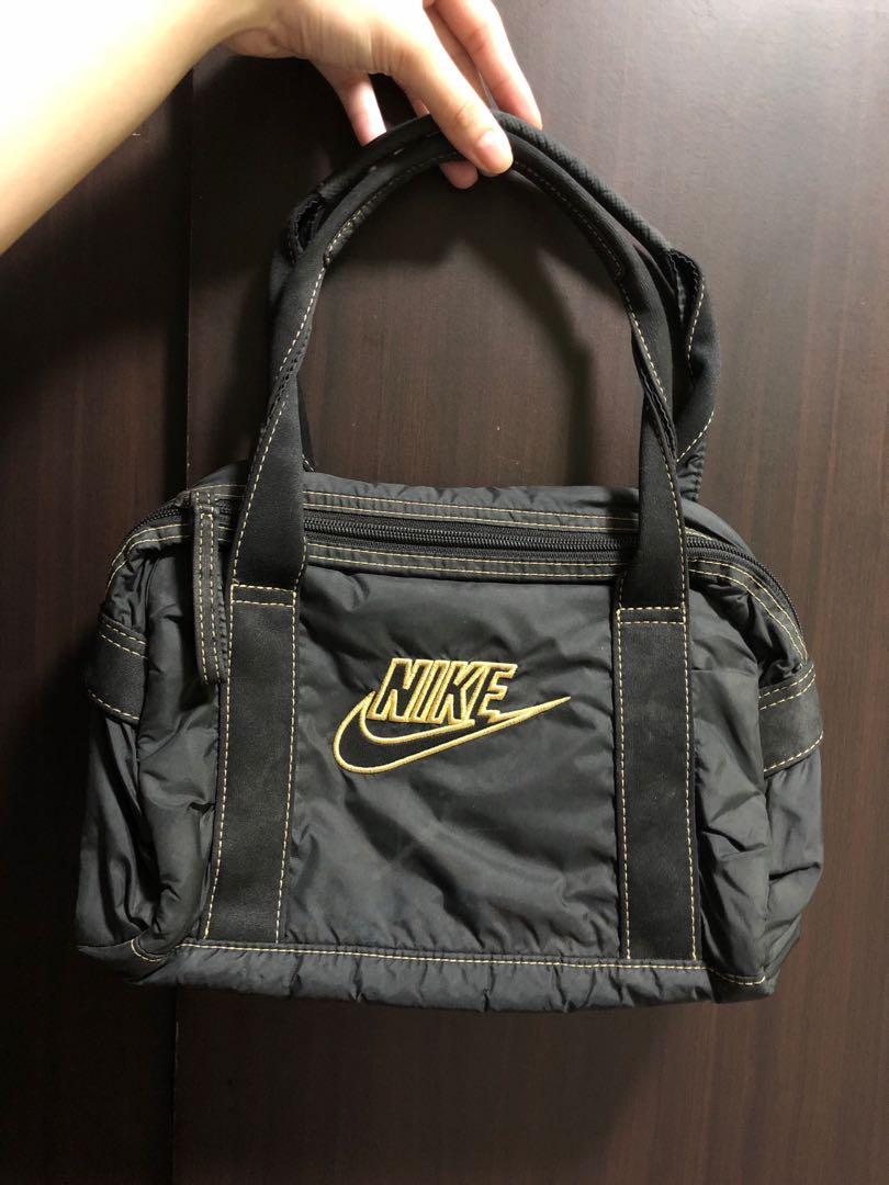 nike chain bag