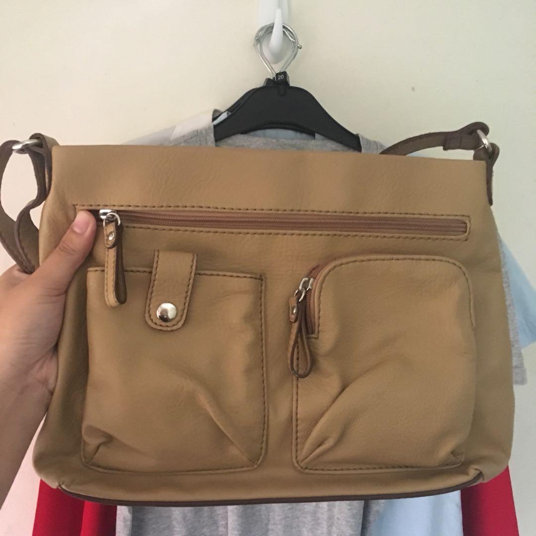 relic sling bag