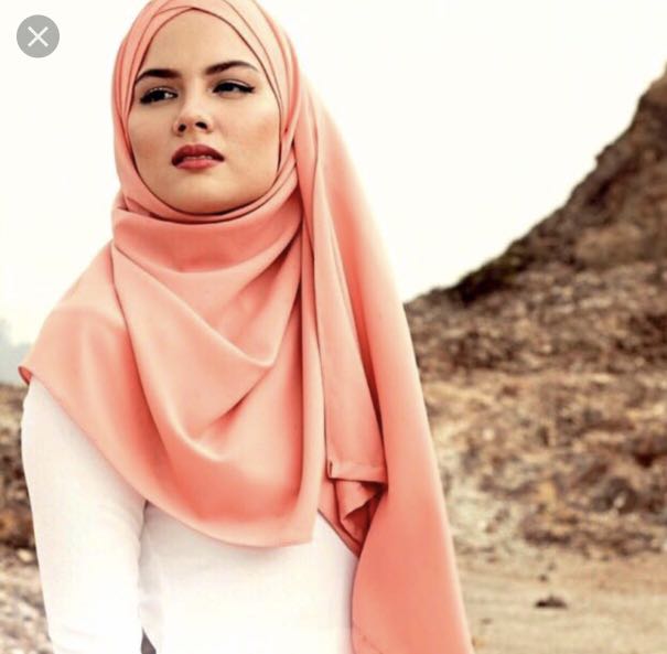 Sugar Scarf x Fashionvalet Madison in Sunrise Women s Fashion
