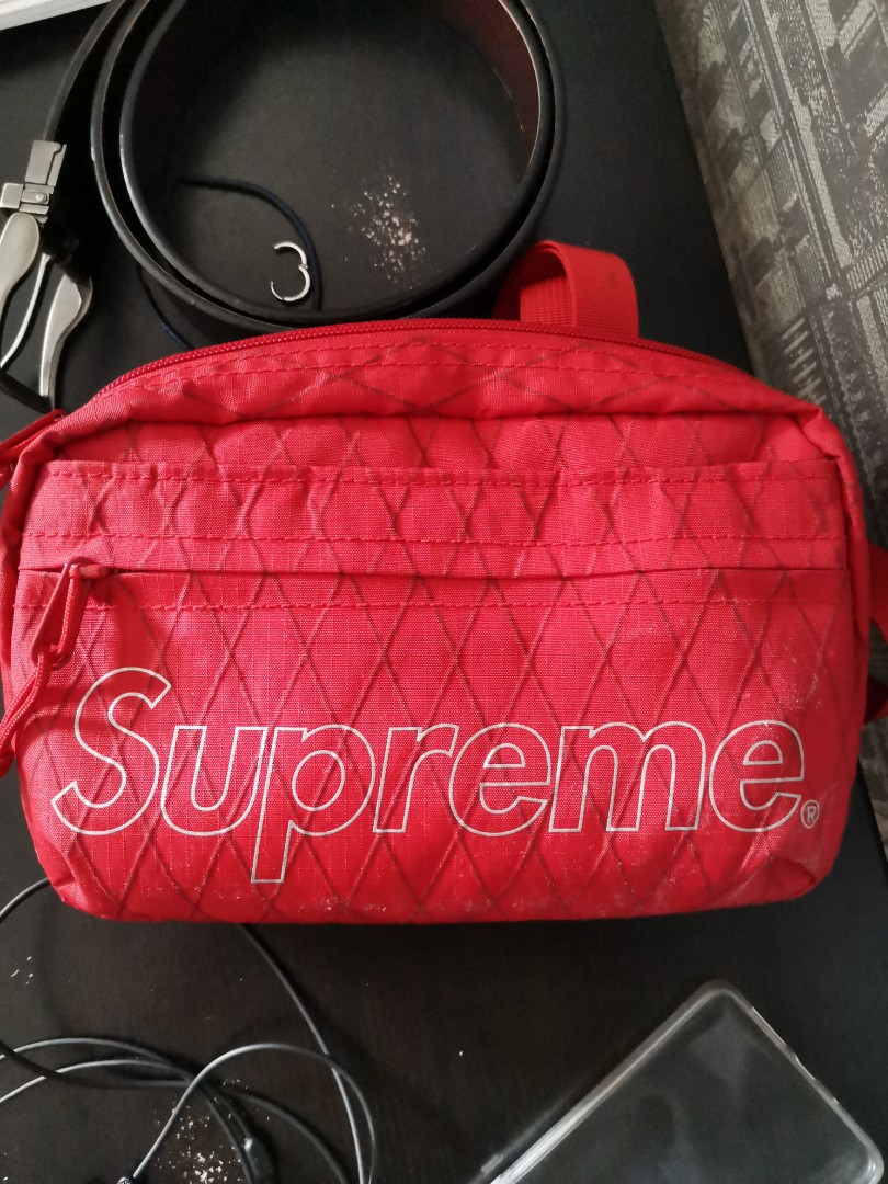 SUPREME Fw18 SHOULDER BAG REVIEW & LEGIT CHECK!! *Fw18 Week 1* 