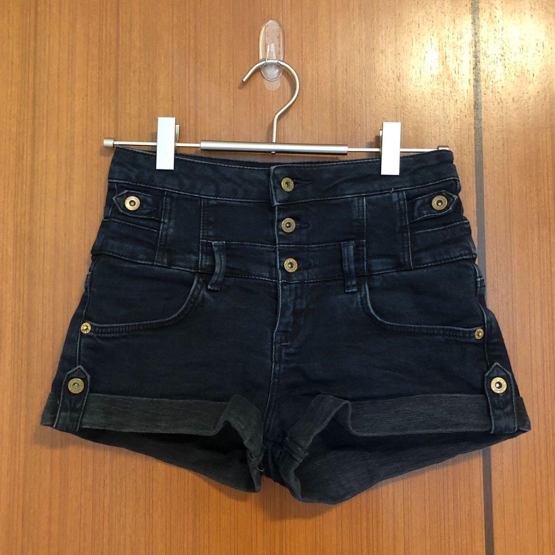 high waisted 3 button shorts