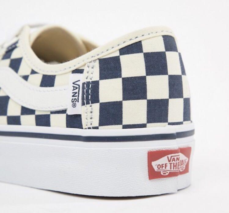 vans moonbeam white