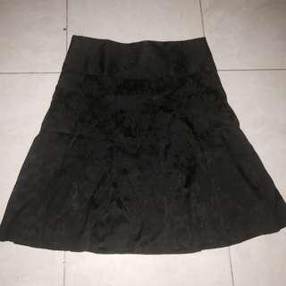 FOREVER NEW Black Floral Skirt