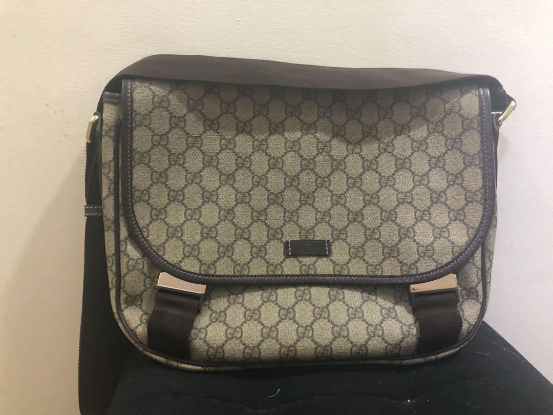 Authentic Gucci Messenger Bag/Sling Bag, Luxury, Bags & Wallets on