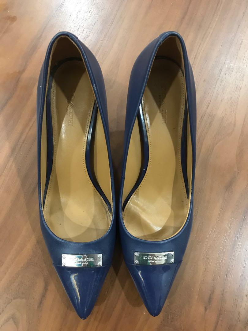 blue pumps heels