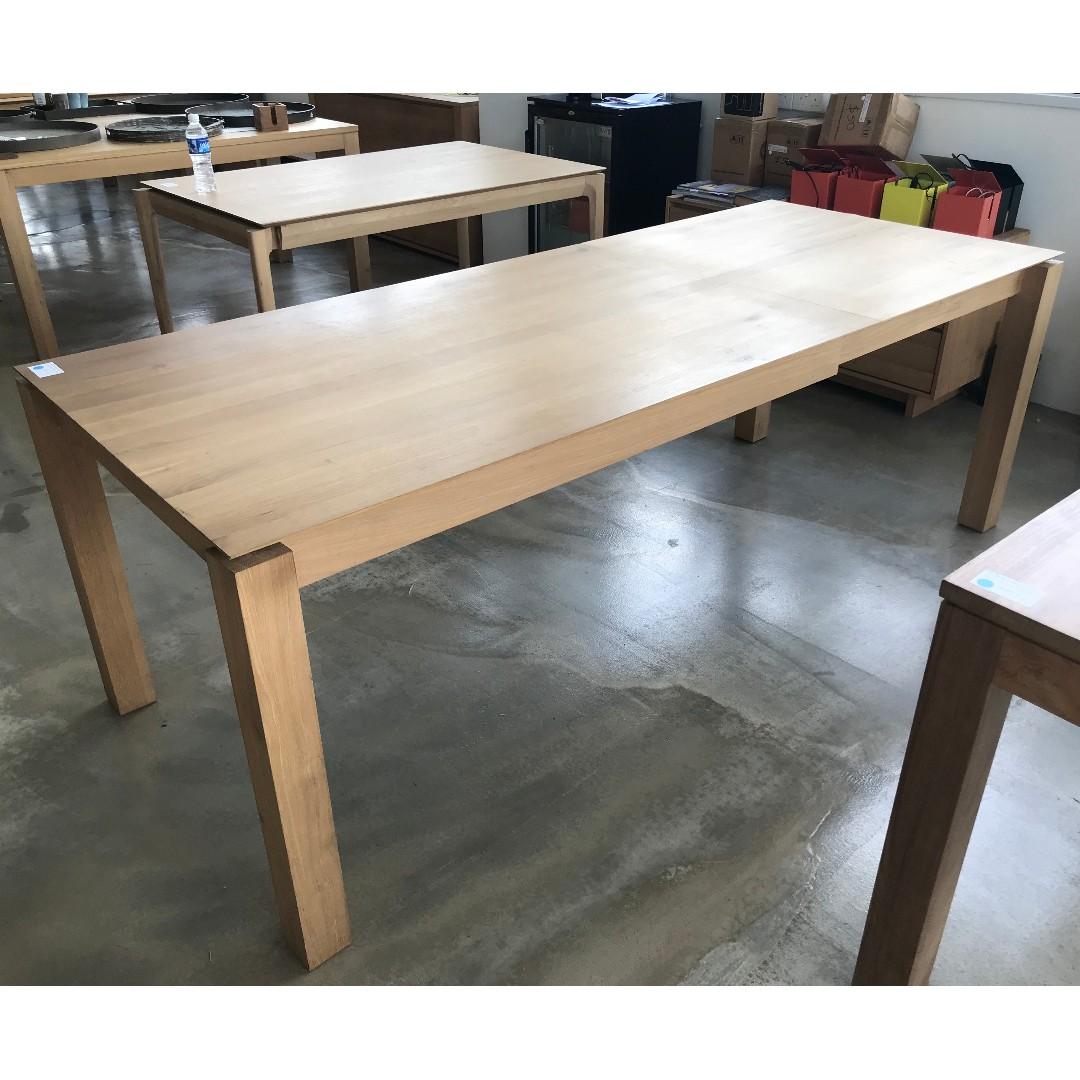Ethnicraft Oak Slice extendable dining table 140 220cm