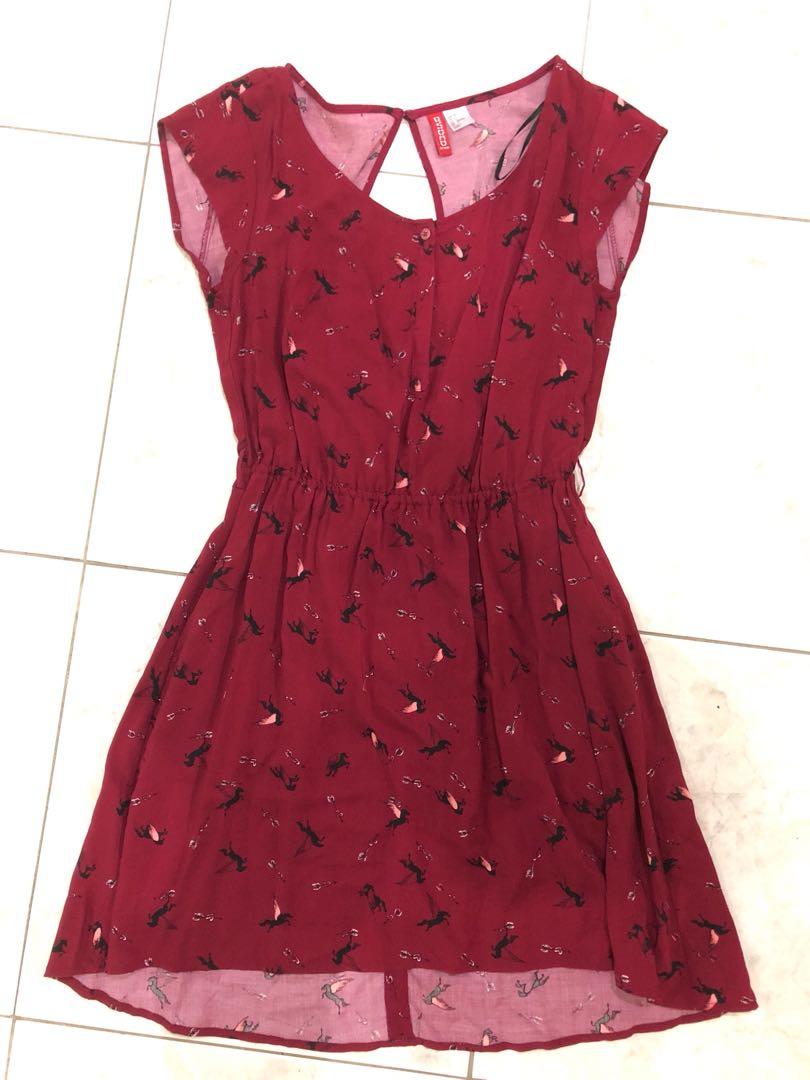 H M open back unicorn pegasus dress Women s Fashion Muslimah Fashion Dresses on Carousell