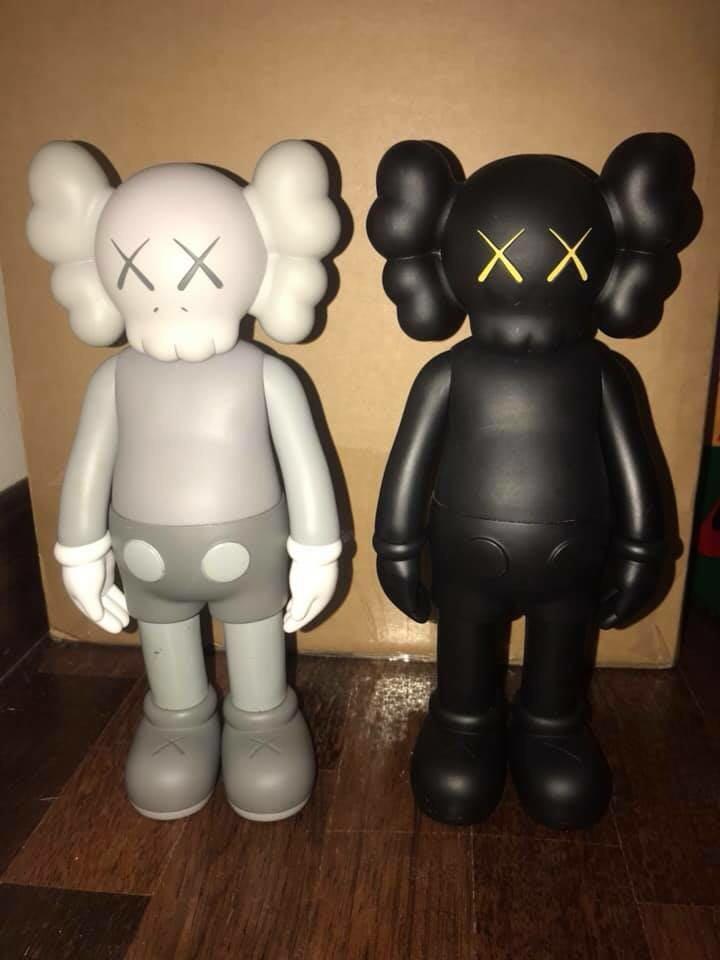 Rare Bff Companion Brand New In Box Kaws Seeing Watching Eyes