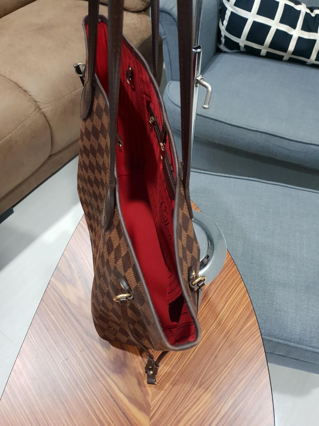 Louis Vuitton Neverfull MM Damier Ebene Cherry Interior