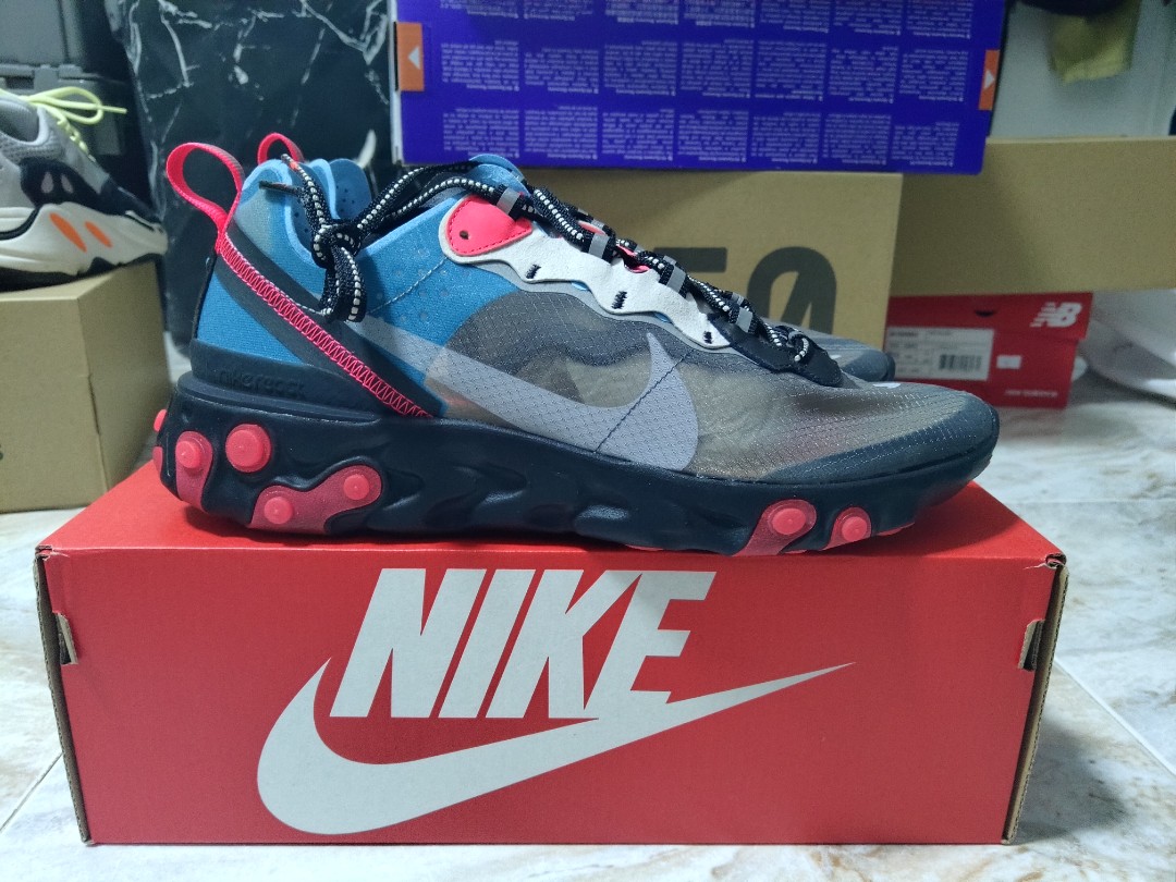 nike react element 87 solar red