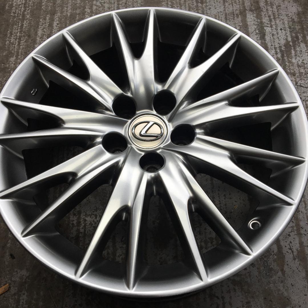 Pre Owned Original Lexus 18 Sports Rim Fits Is250 Gs250 Gs300 Car Accessories Tyres Rims On Carousell
