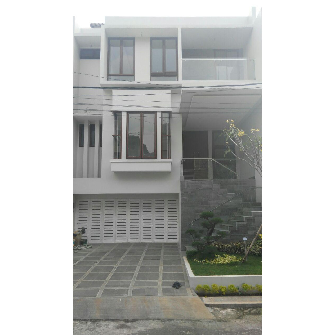 Rumah Mewah Di Antasari Jakarta Selatan