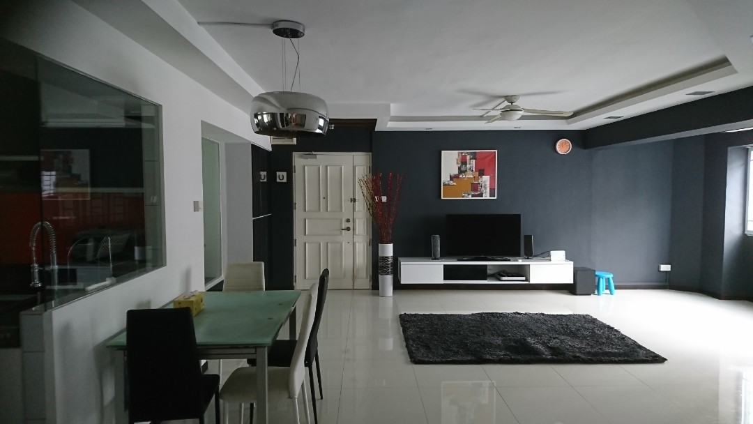 (Category: ) located in . Submitted by onlineparcel (Listing ID 210244883, Image 1). Description: .