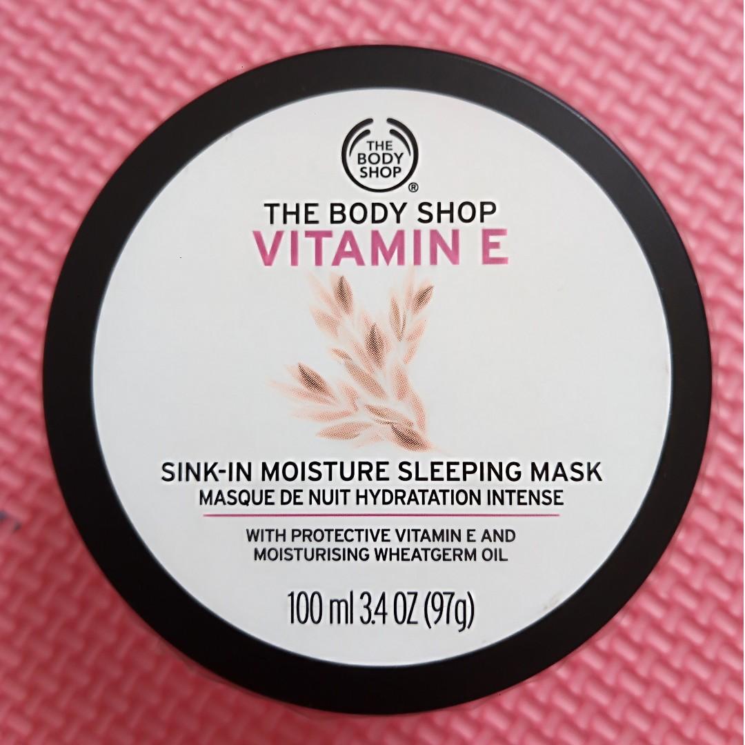 The Body Shop Vitamin E Sink In Moiatire Sleeping Mask On