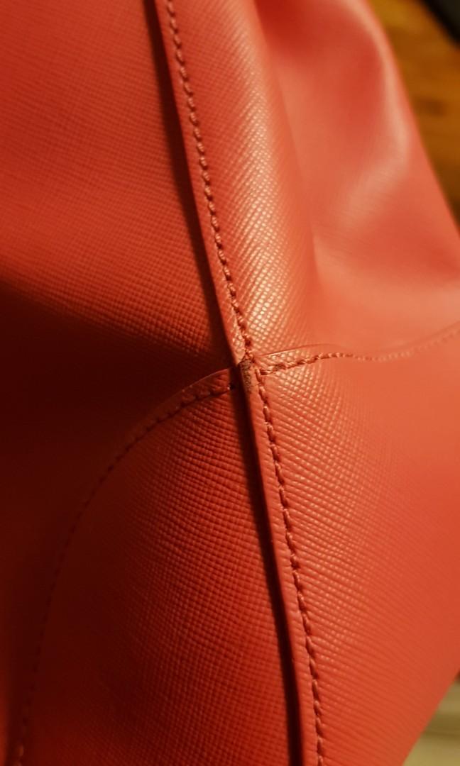 Tory Burch Saffiano Leather Robinson Double Zip Tote (SHF-22949) – LuxeDH