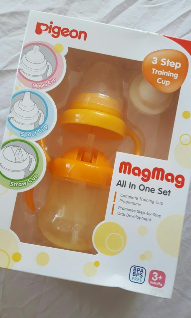 Baby training cup, spout cup, straw cup (Category: Weaning & Toddler Feeding) located in Las Pinas. Submitted by closetful.ph (Listing ID 210210270, Image 1). Description: Pigeon, 3 step training cup, all in one step; nipple, spout, straw.
