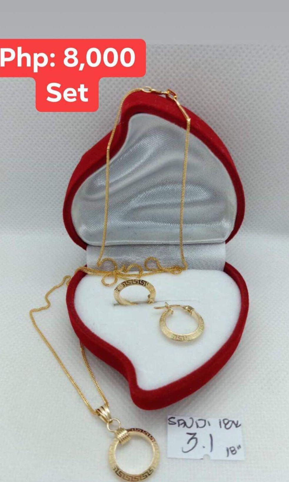 18k Saudi Gold Fendi Set Women S Fashion Jewelry Organizers Precious Stones On Carousell 18k saudi gold fendi set women s