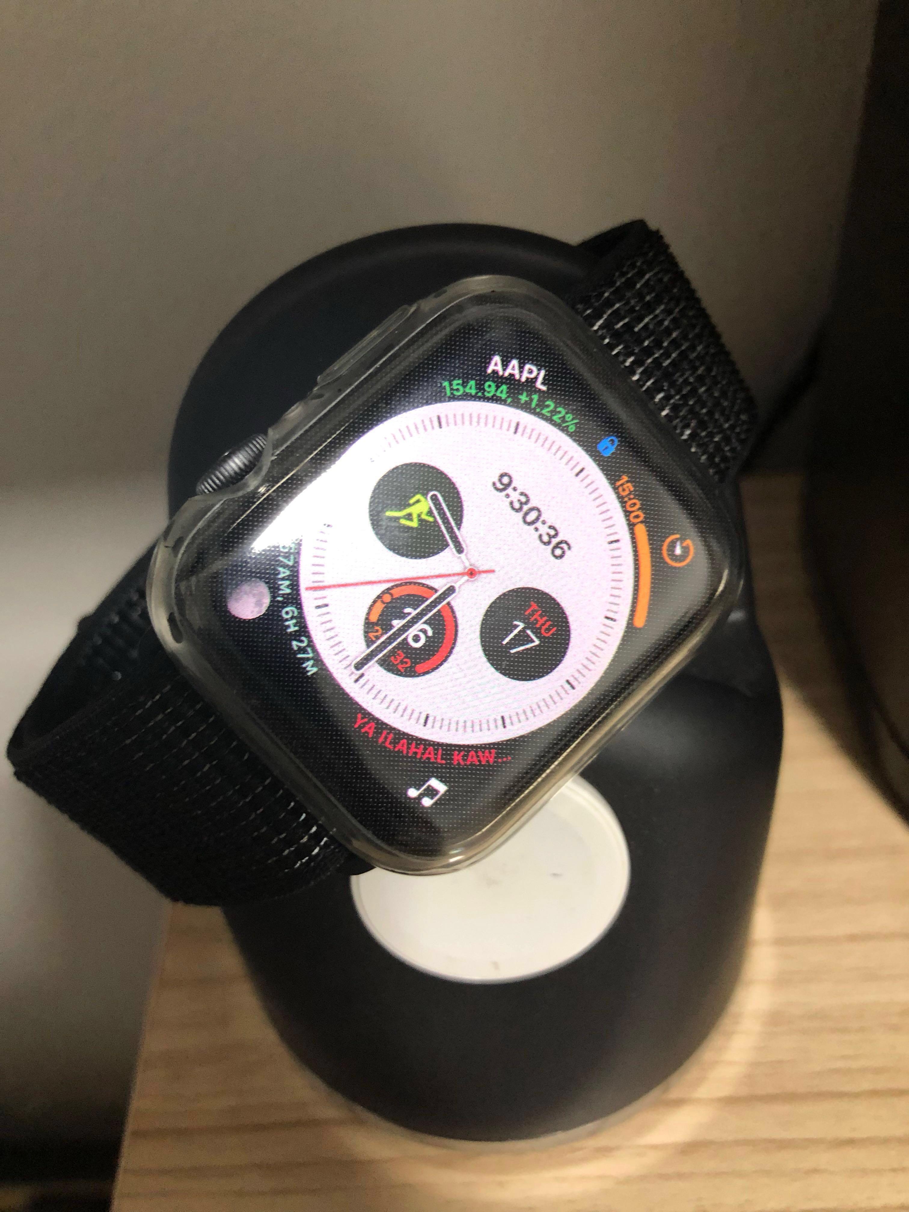 Apple watch nike+ space grey aluminium hotsell case with black nike sport loop