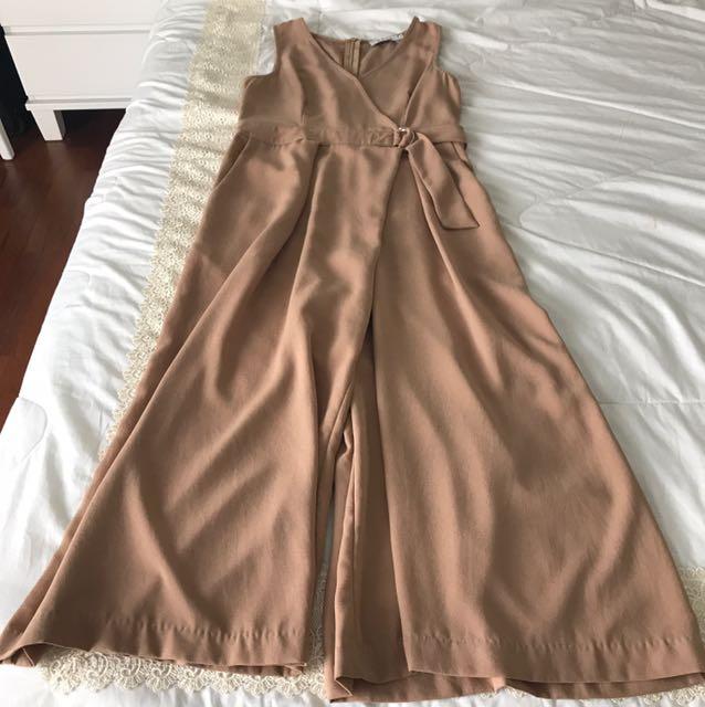 Elle jumpsuit Clearance