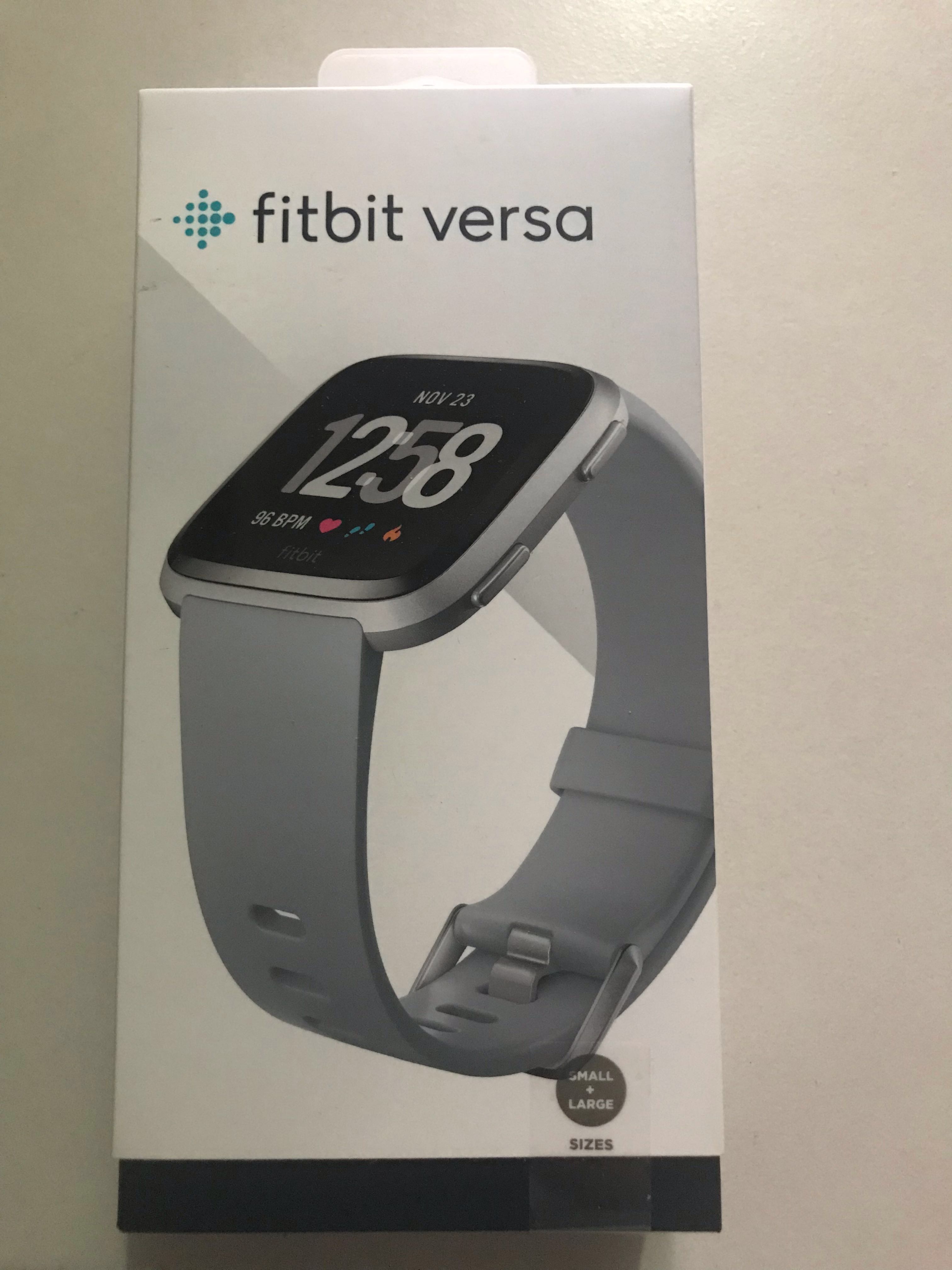 fitbit versa gray band