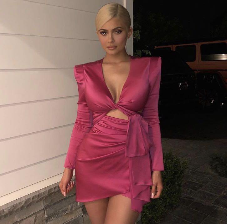 Kylie jenner hot pink outfit Clearance