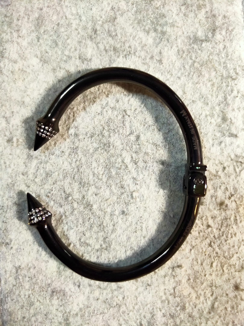 titan black cartier love bracelet