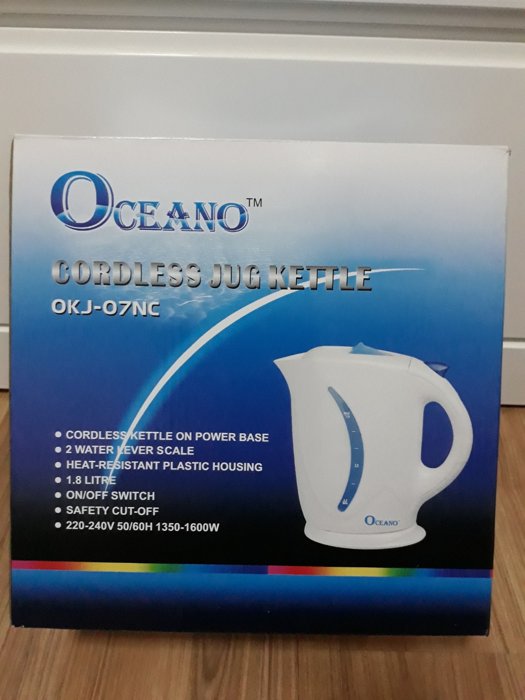 Oceano Cordless Kettle 1 8 Litres Home Appliances Kitchenware On Carousell