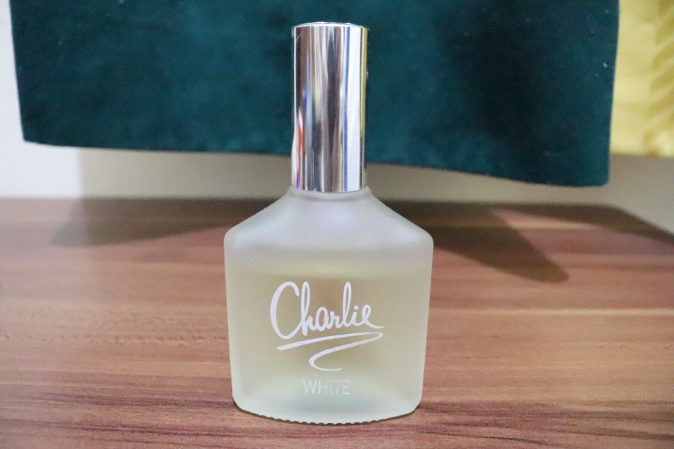 Parfum sales charlie white