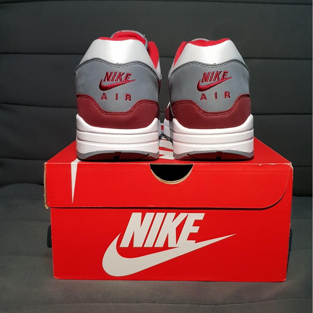 Nike air max 1 hot sale university red cool grey