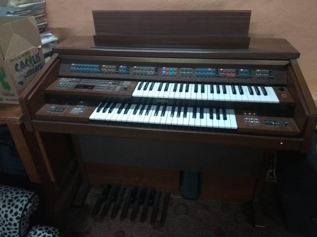 Yamaha electone best sale fe 70
