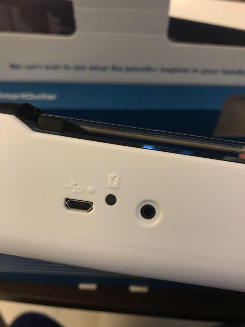 Zivix Jamstix+ white smart guitar, 興趣及遊戲, 音樂樂器 & 配件, 樂器 Carousell