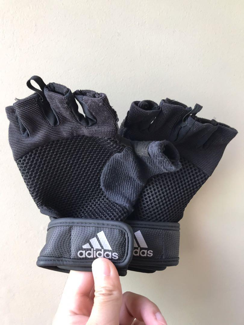Adidas Clima Cool Weight Lifting Gloves (Black : L), Sports, Sports Apparel  on Carousell