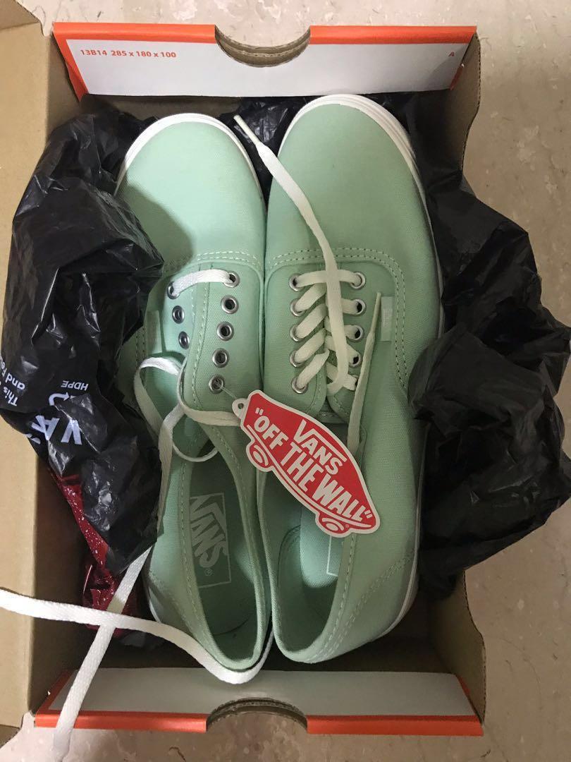 Vans authentic mint top