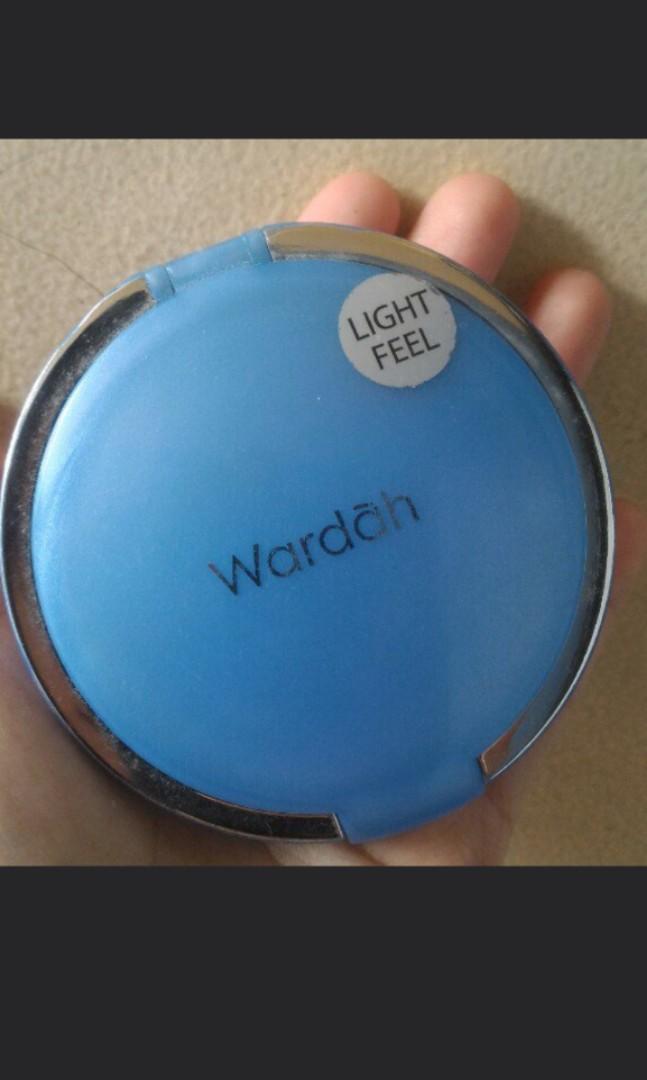 Bedak Wardah No 1 Kesehatan Kecantikan Rias Wajah Di Carousell