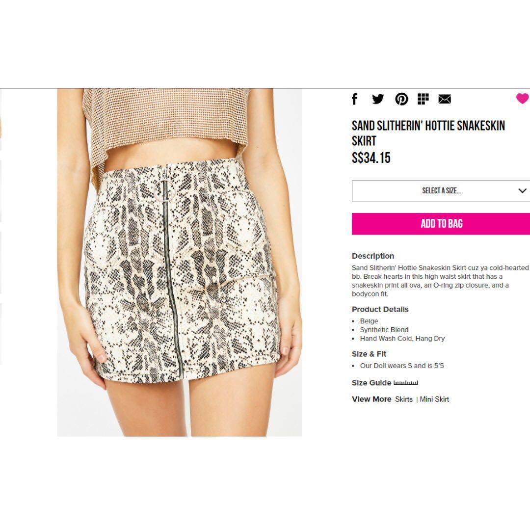 BNWT Snakeskin Print Skirt DOLLSKILL Women s Fashion Bottoms