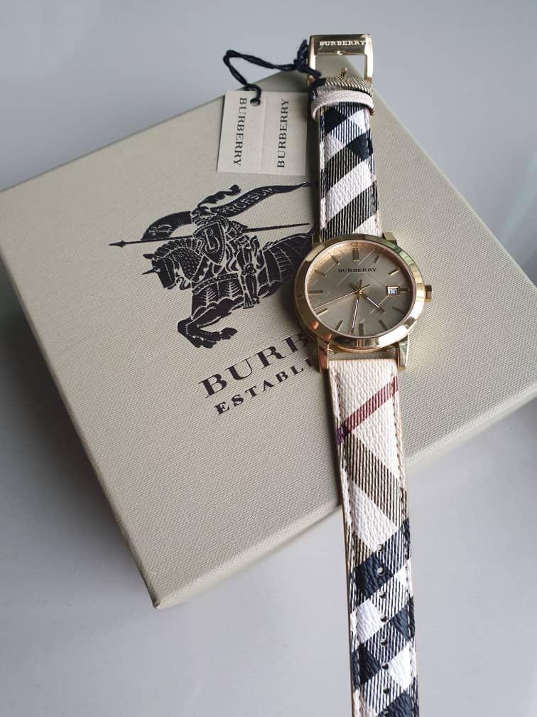 Burberry Watch BU9026 Women s Fashion Watches Accessories