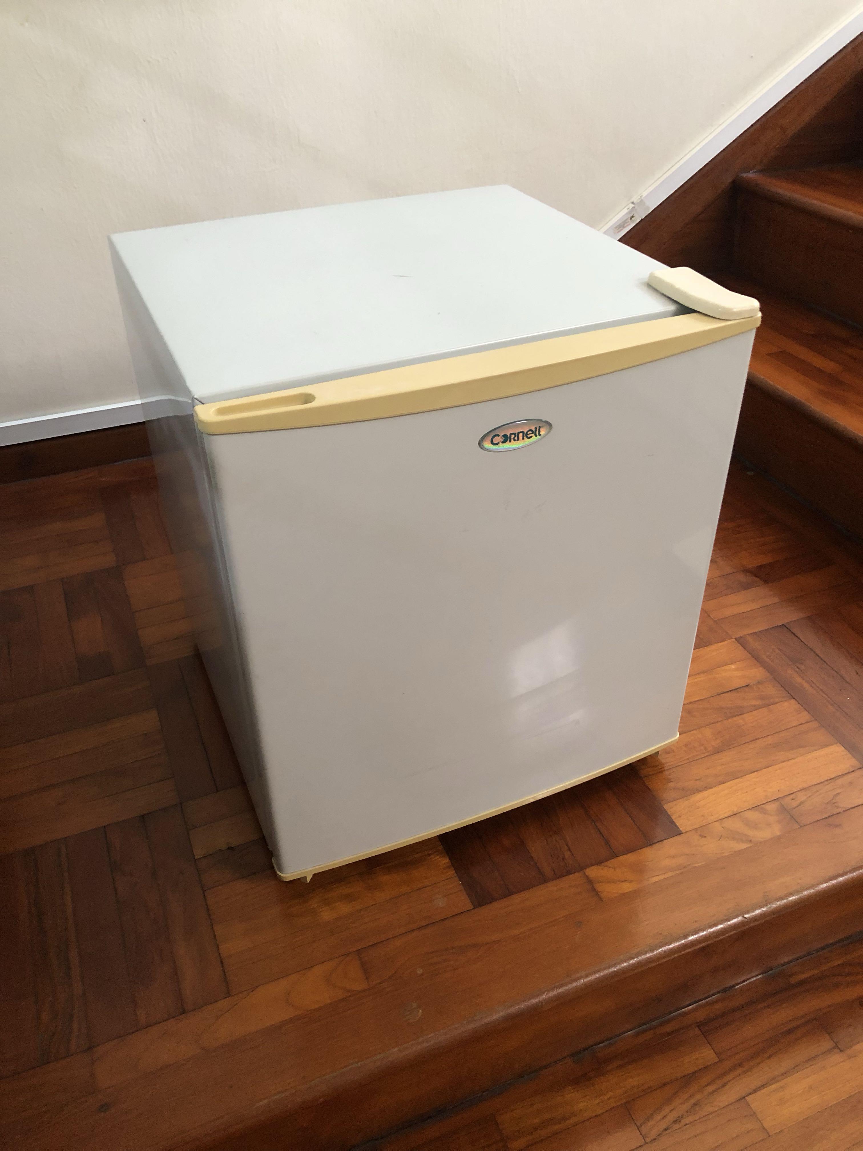 Cornell Mini Bar Fridge, TV & Home Appliances, Kitchen Appliances, Refrigerators & Freezers on